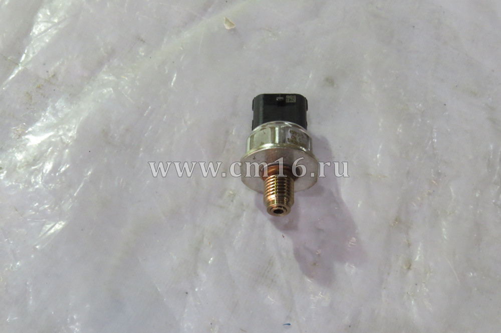 5315095 Датчик давления топлива в рампе ISF3.8 E-4 DENSO (C)