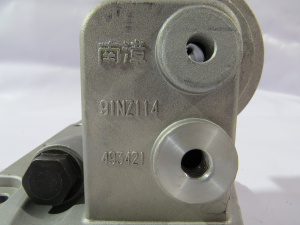 3913967/4934217 Головка маслоохладительная 4-6BTA (С)