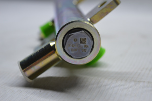 3977727/3977726/0445224025 Рампа топливная BOSCH 0445224025 4ISBe(V=4.5) (О+)