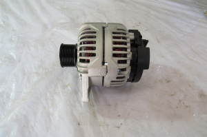 4892318 Генератор 28V/70А (120град.81мм) ISBe (аналог 0124555005) (С)