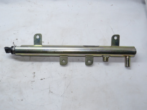 4937282/0445226044  Рампа топливная BOSCH 0445226044 6ISBe Е-4 (О+)