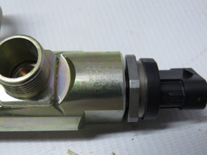 4937282/0445226044  Рампа топливная BOSCH 0445226044 6ISBe Е-4 (О+)