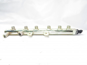 4937282/0445226044  Рампа топливная BOSCH 0445226044 6ISBe Е-4 (О+)